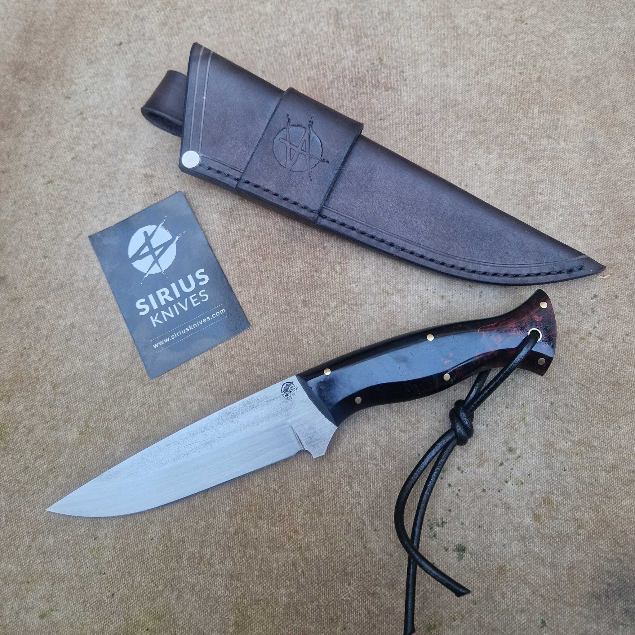 Bushcraft Knife with Stabilised Alder Burl Handle