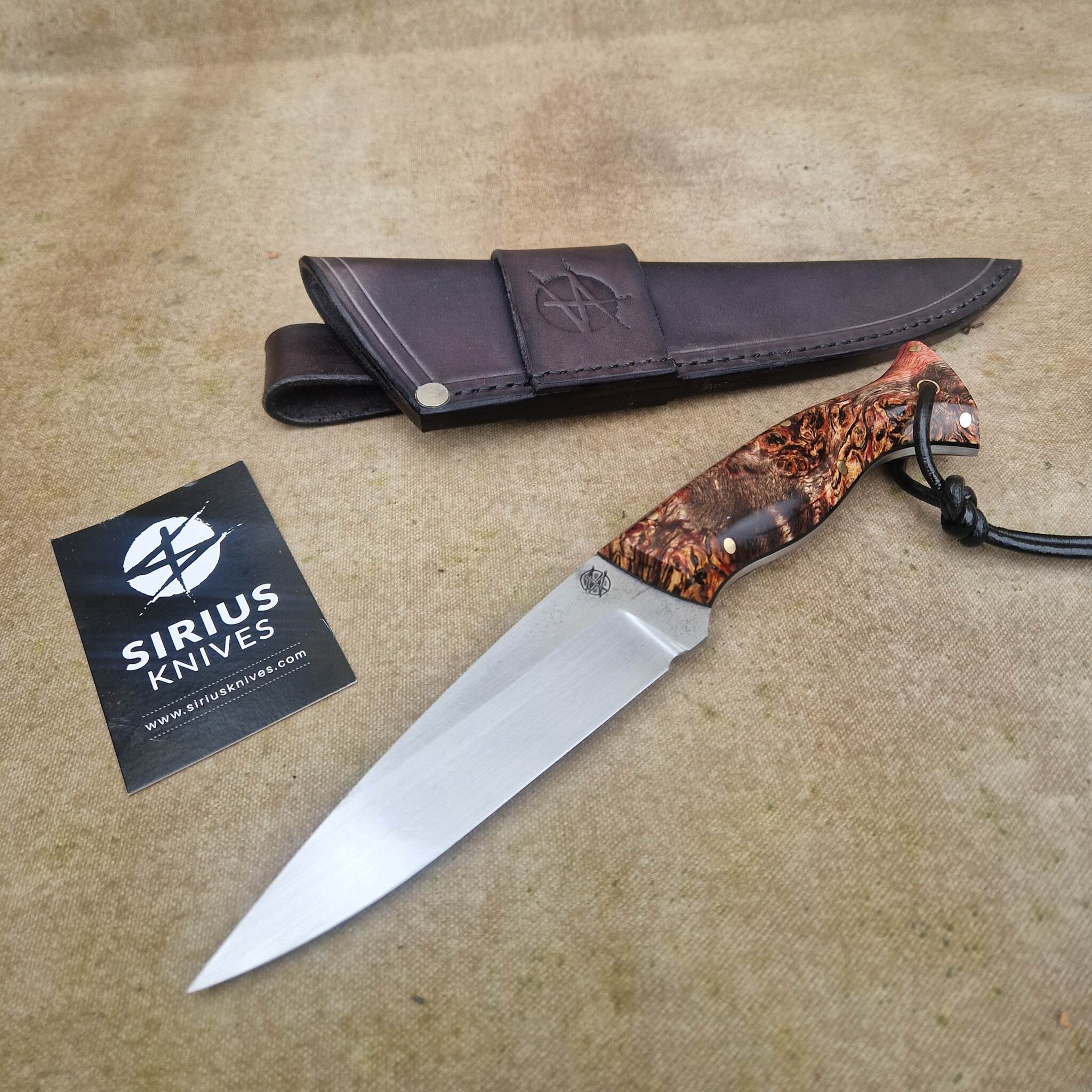 Bushcraft Knife with Stabilised Poplar Burl Handle - Image 5