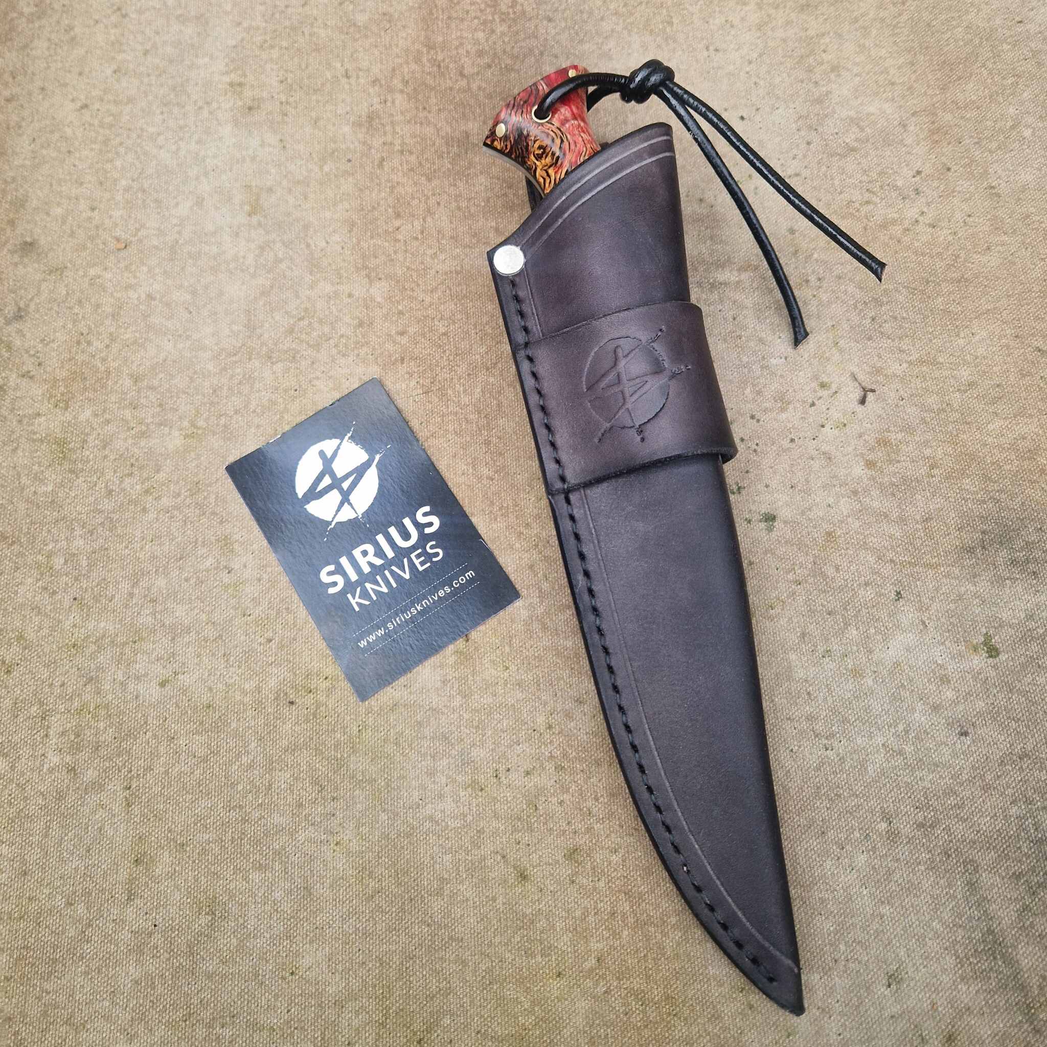 Bushcraft Knife with Stabilised Poplar Burl Handle - Image 6