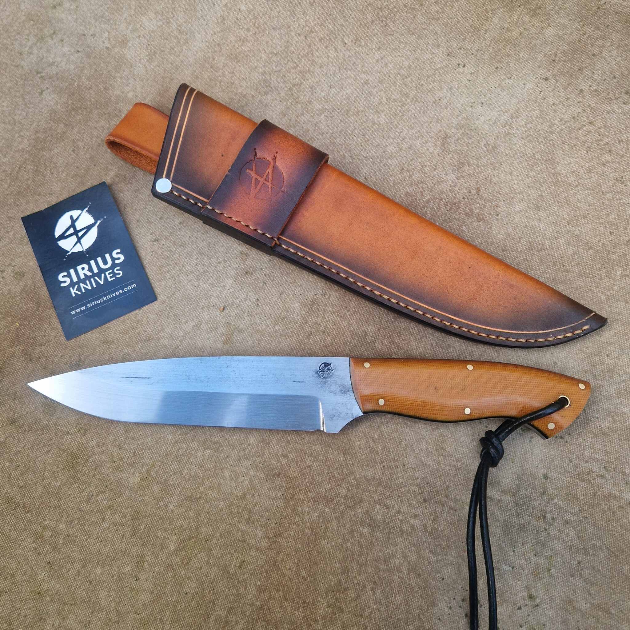 Solid Bushcraft Camp Knife with Micarta Handle