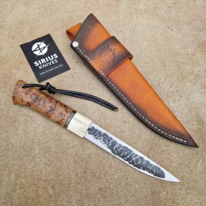 Traditional Yakut Knife with Stabilised Oak Burl Handle