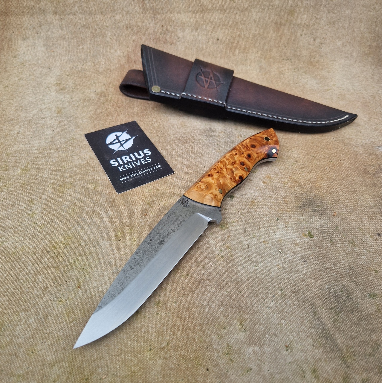 Bushcraft ''Siegfried'' Knife with Stabilized Chestnut Burl Handle - Image 5