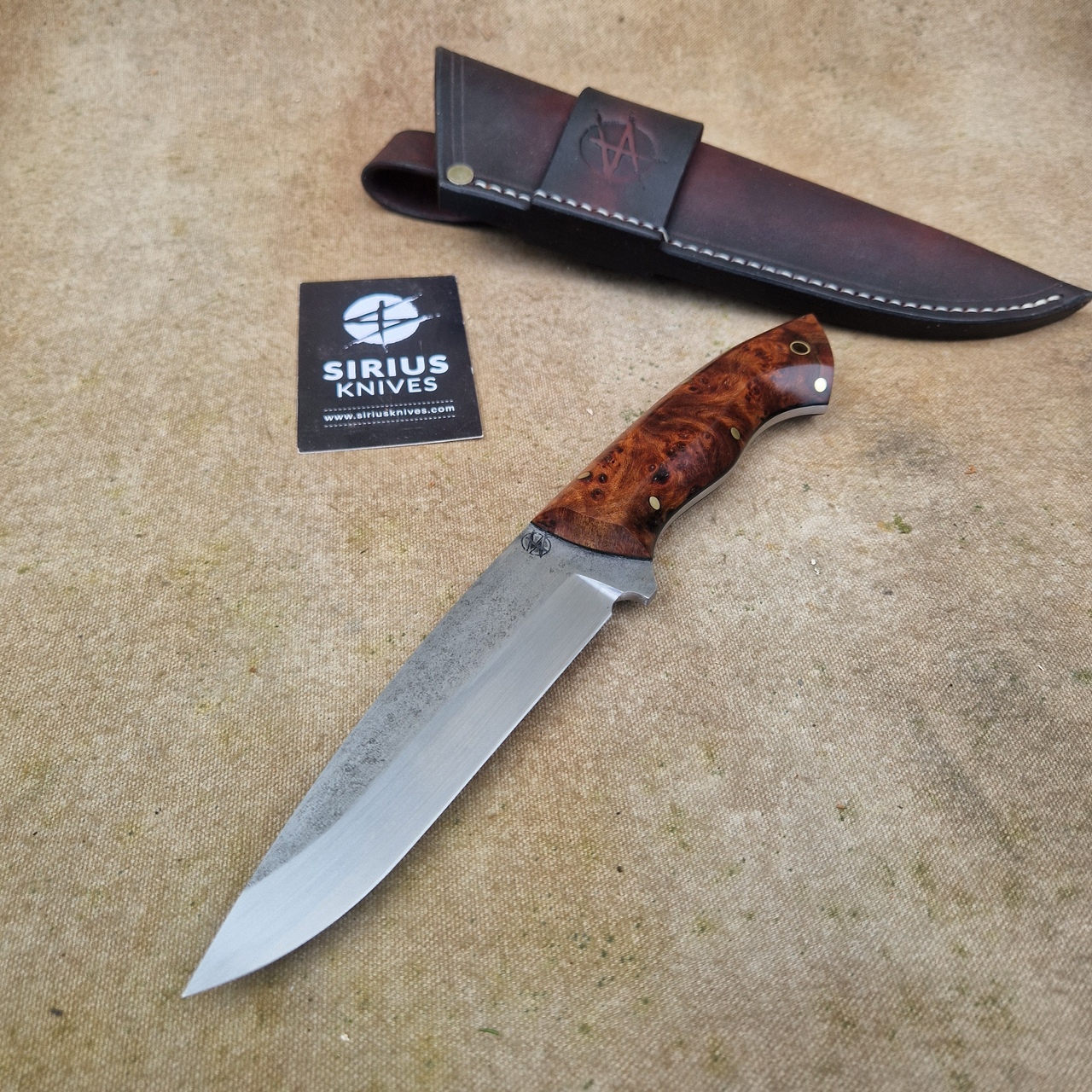 Bushcraft ''Siegfried'' Knife with Stabilized Elm Burl Handle - Image 5